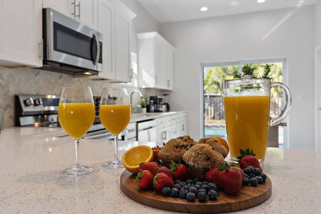 Florida Getaway With Backyard Pool Oasis Βίλα Σεϊρασότα Εξωτερικό φωτογραφία
